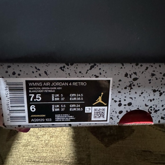 Jordan 4 Sage - Picture 2 of 4